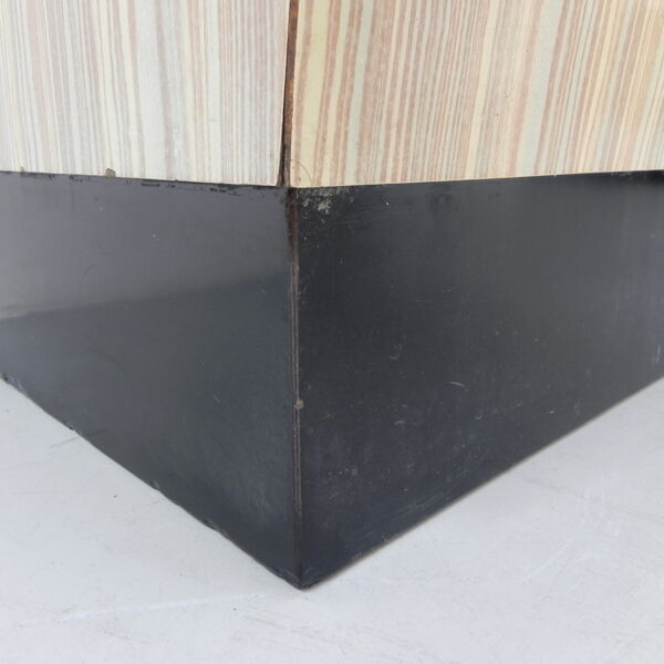 Barre en formica française, 156 cm de large