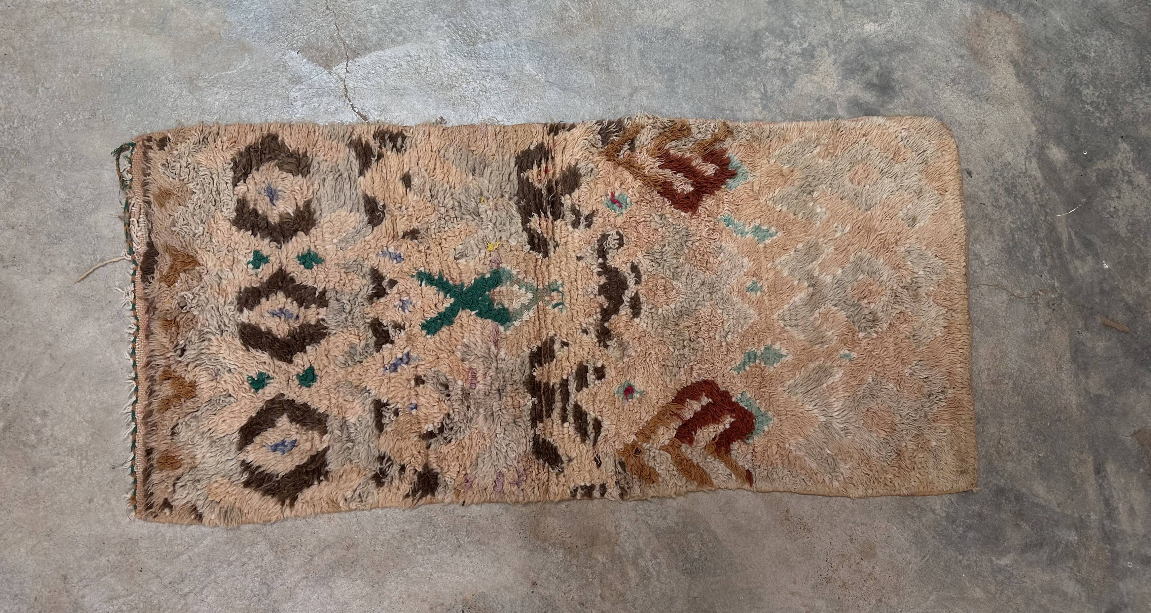 Colorful Moroccan rug Talsint - 147 x 66 cm