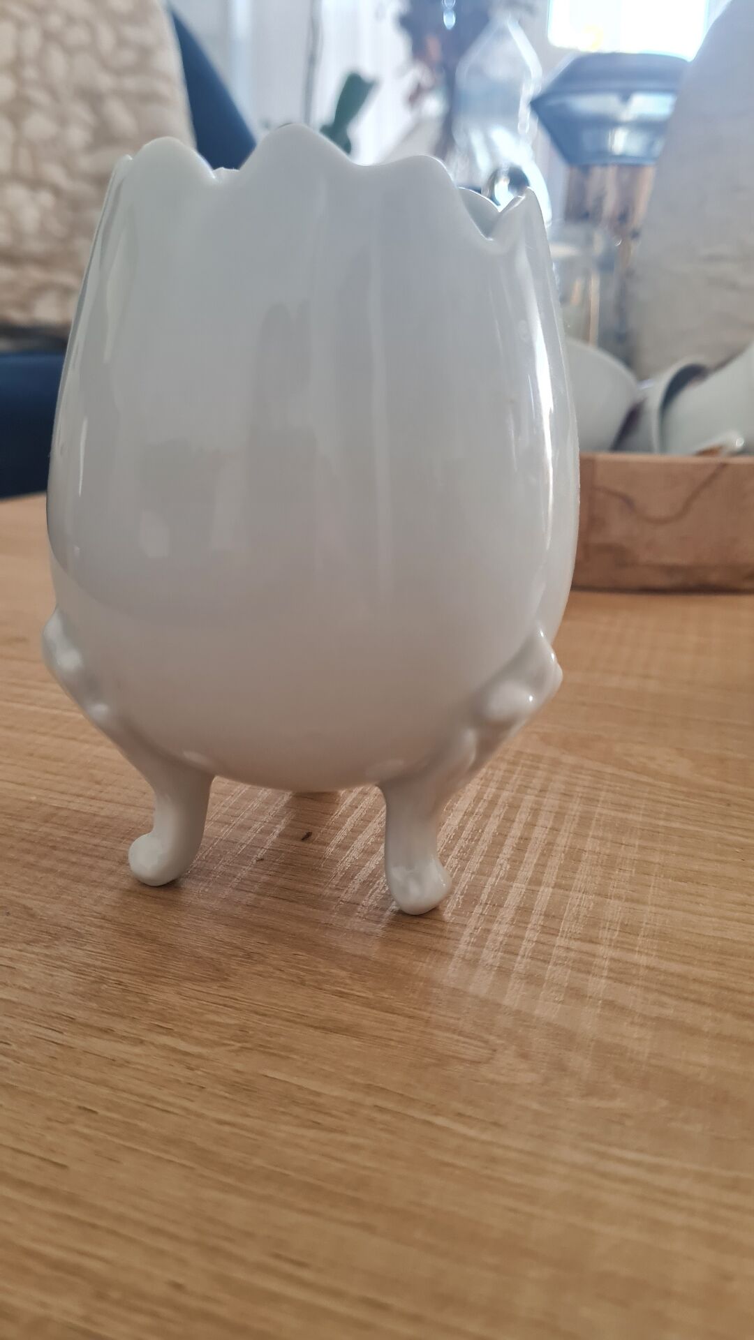 Vase en porcelaine fine style vintage