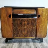 Armoire Gramophone par Jindrich Halabala
