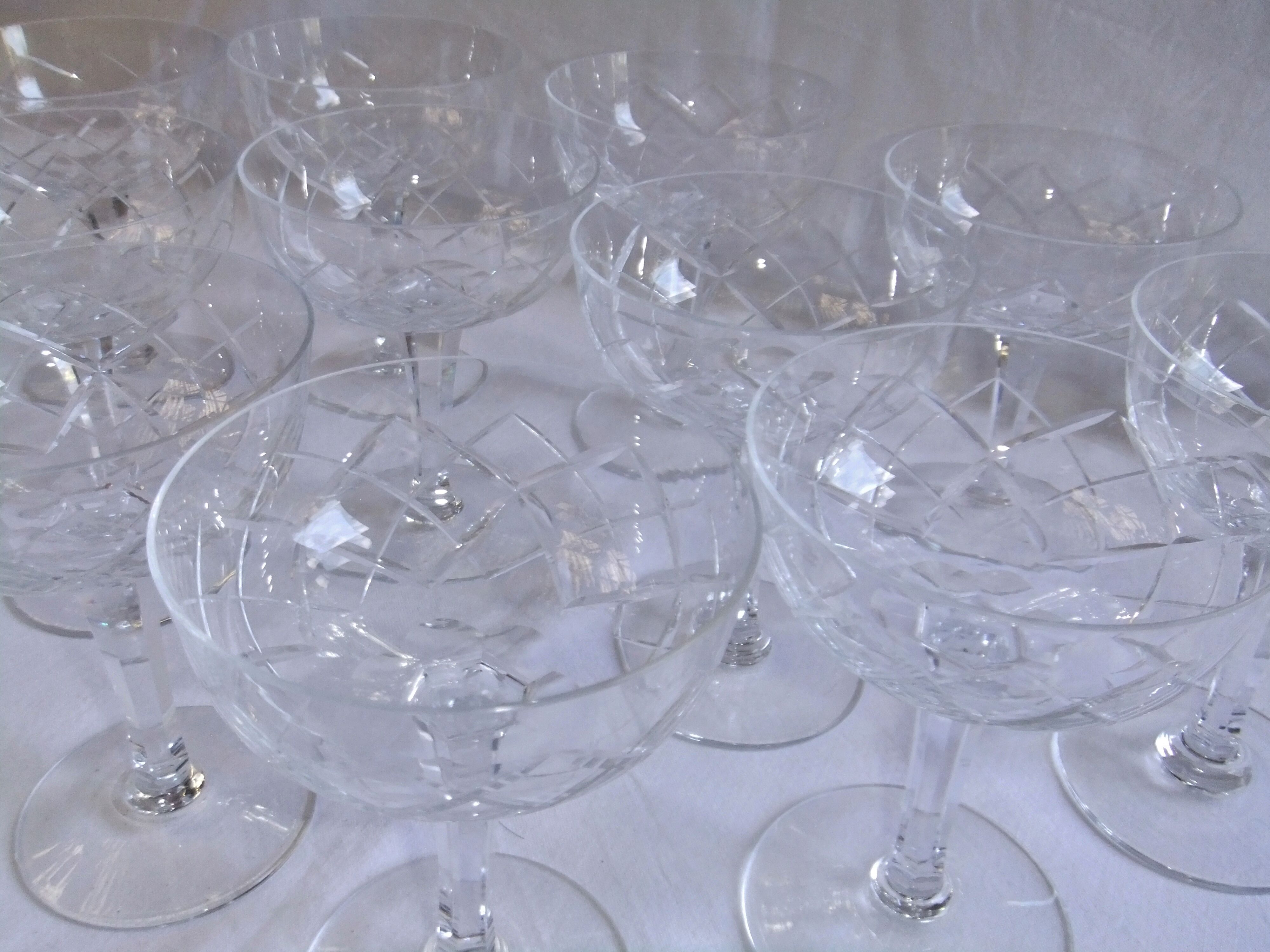 Service Champagne glass cut crystal lot of 11 stemmed glass