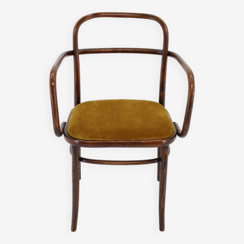 1970s Beech Bentwood Chair by Ton, Czechoslovakia