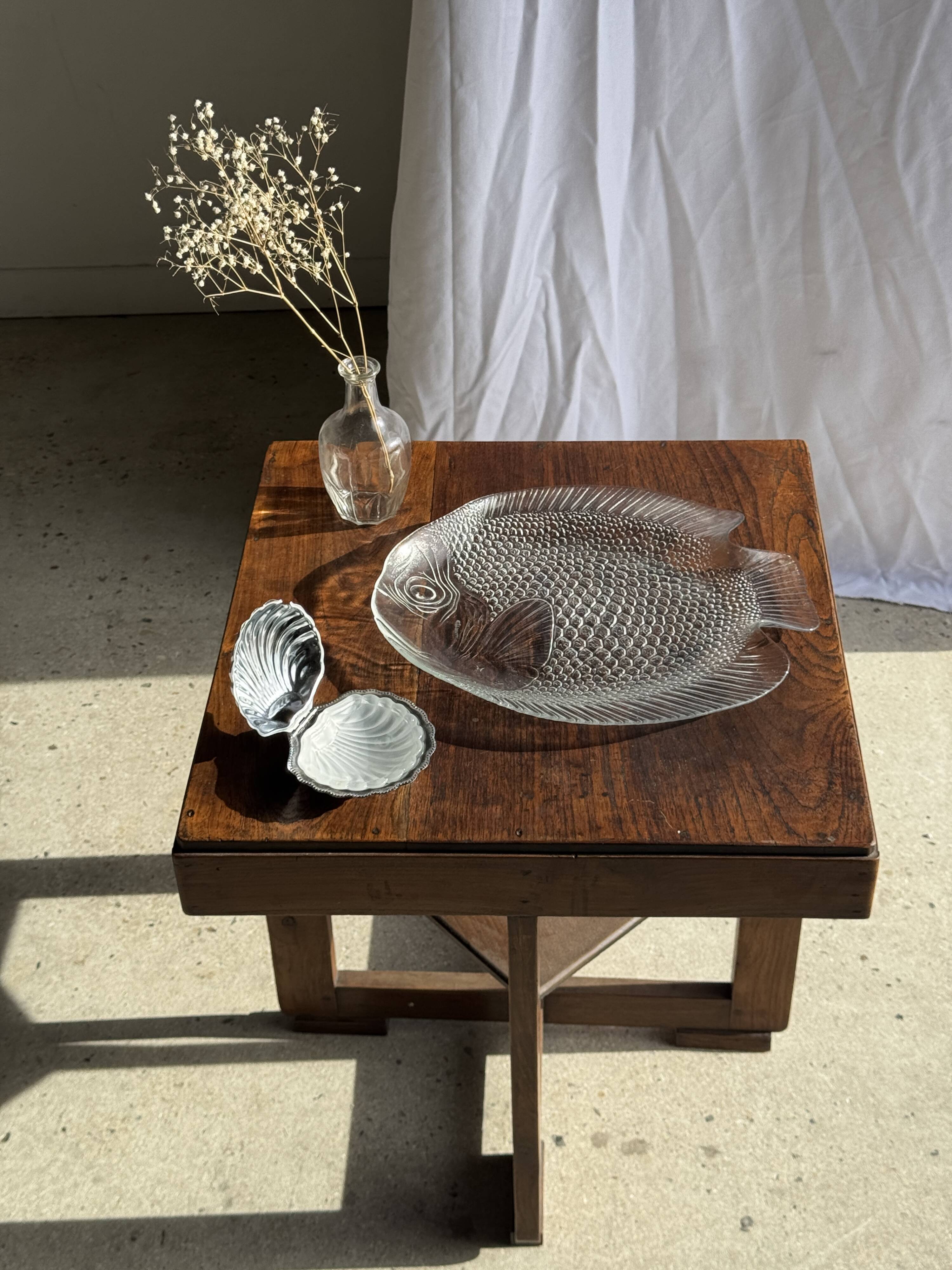 Large fish plate transparent glass Arcoroc vintage L38.5