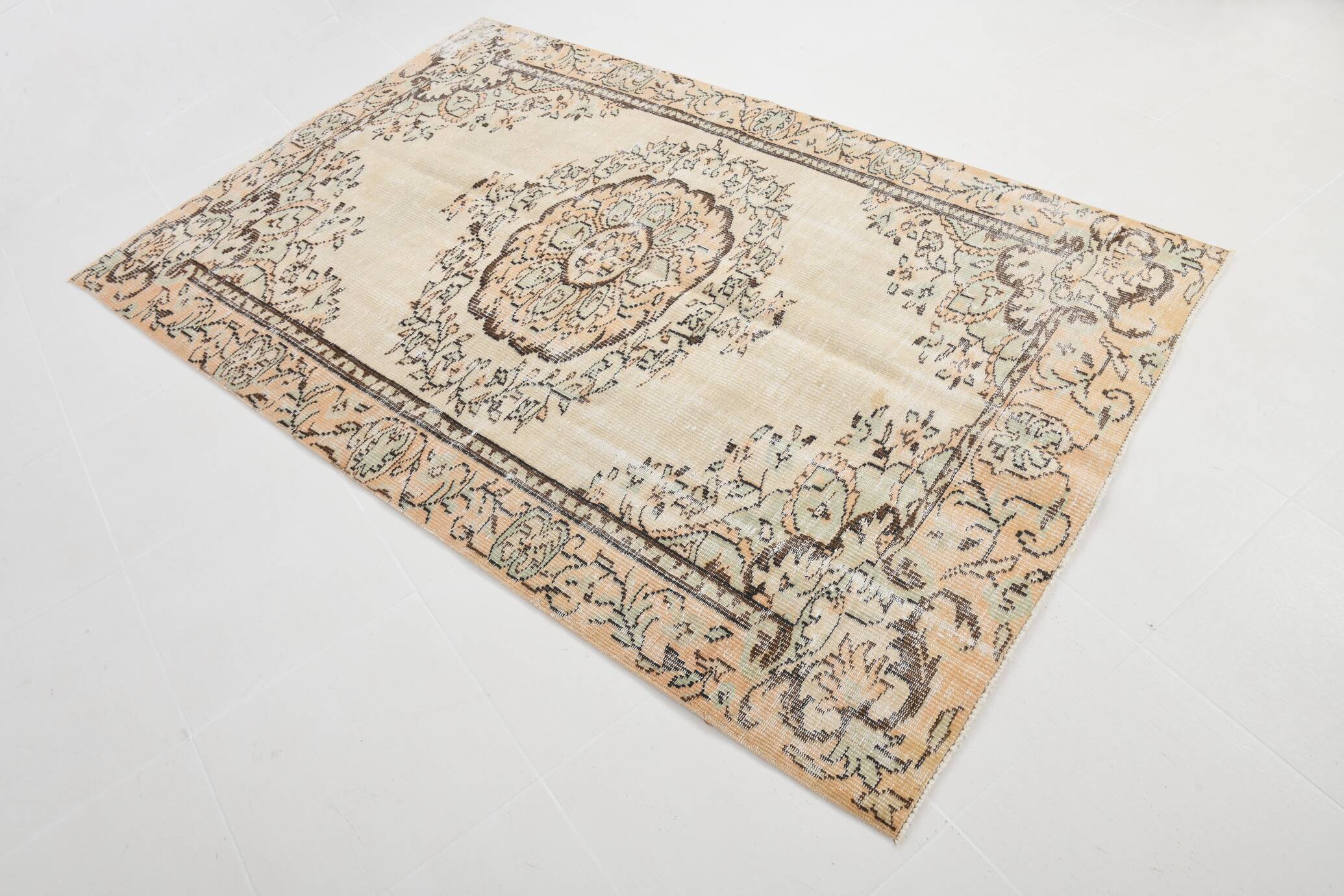 Turkish Rug, 143x224