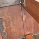 Table basse en bois brutaliste