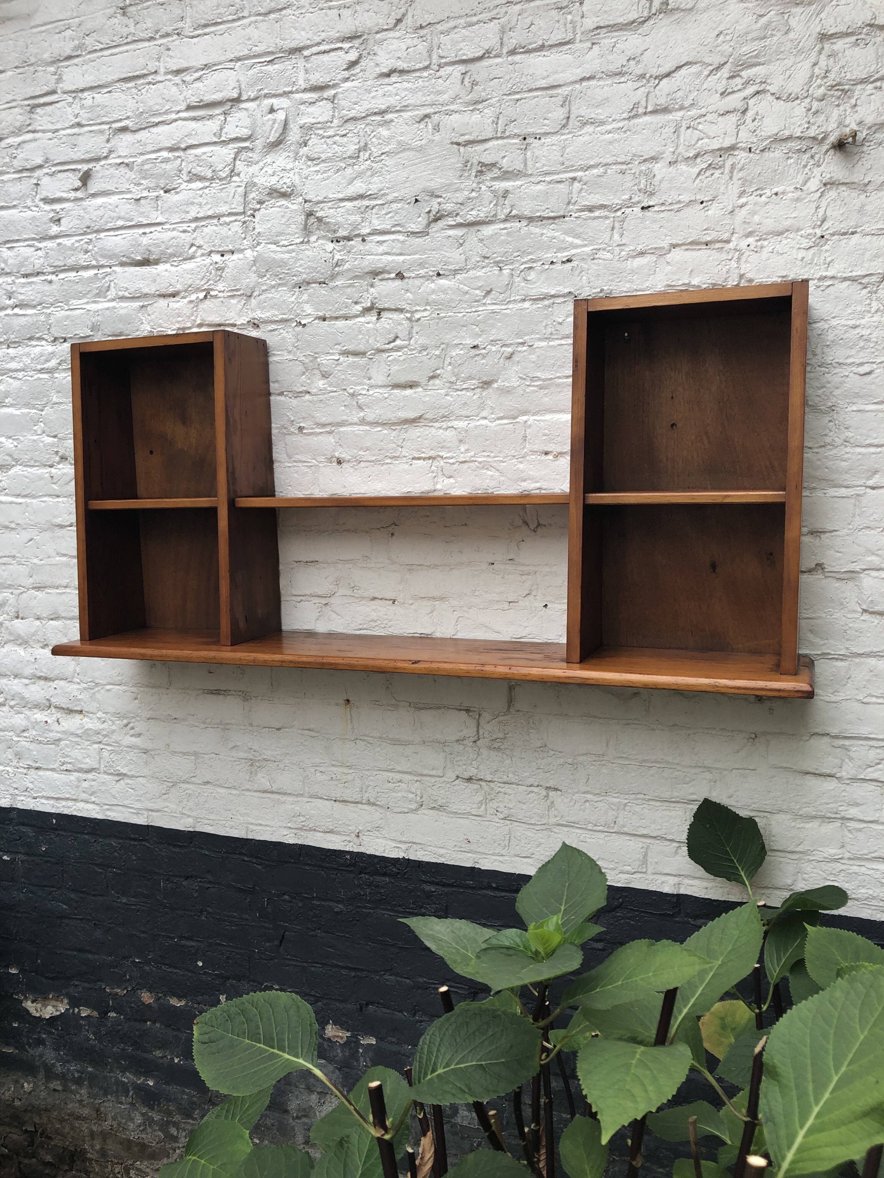 Wall shelf