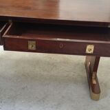English flat desk