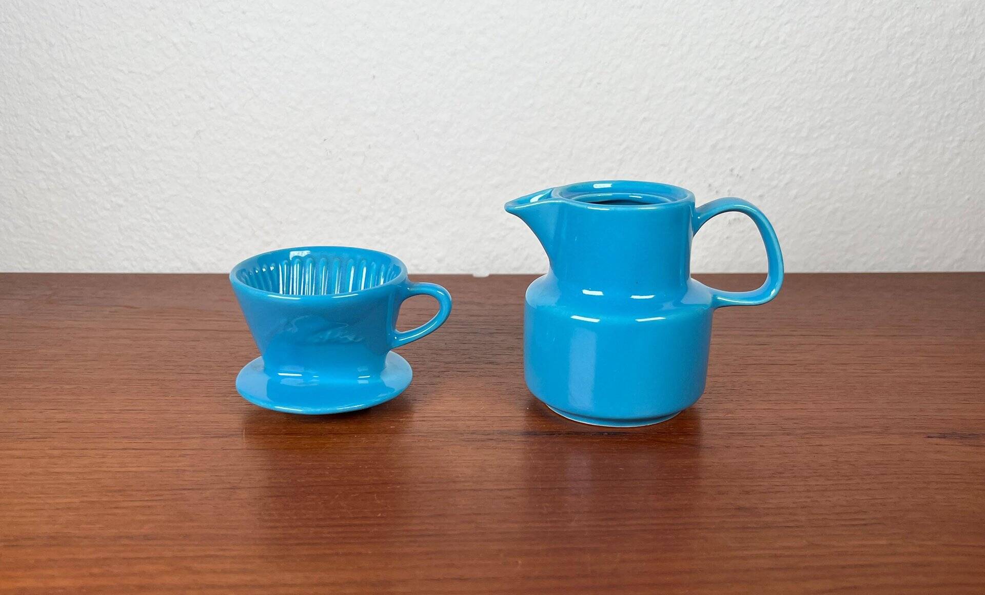 German Mid-Century Modern Space Age Ceramic Puppet-size Coffee Filter and Pot Set from Melitta, 1960s, Set of 2