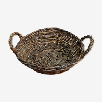 Raw wicker basket vintage