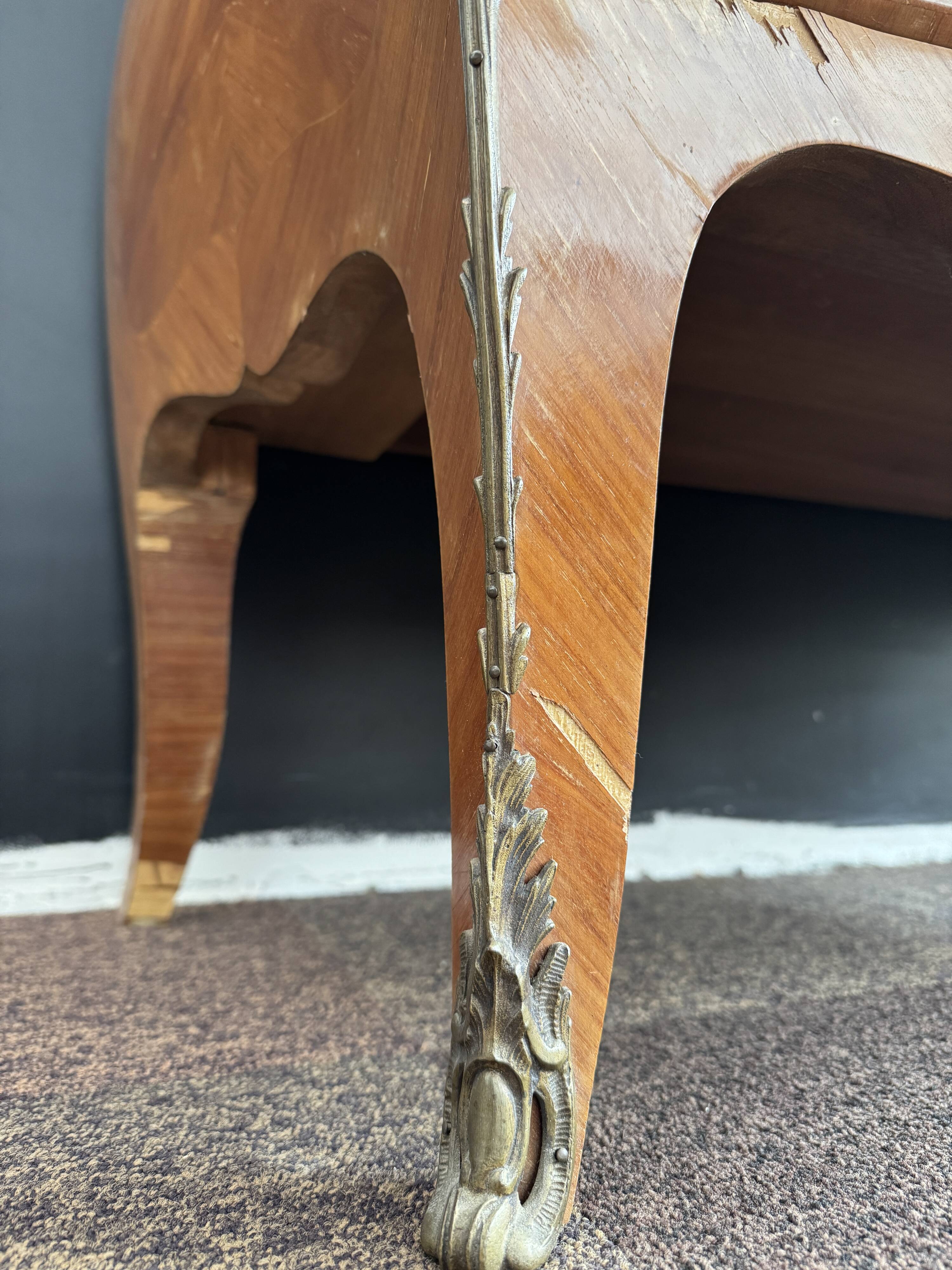 Bordeaux inlaid chest of drawers with marble and bronze ornament