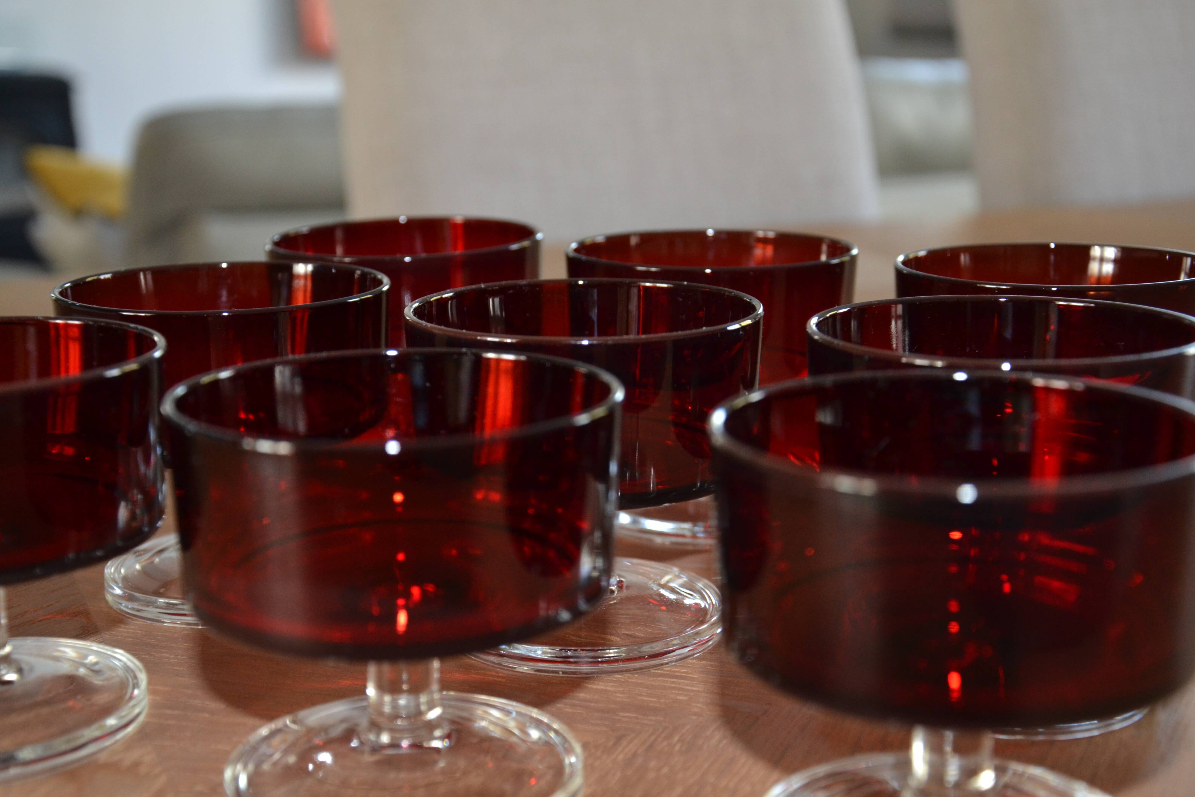 9 champagne glasses Model Sweden Luminarc