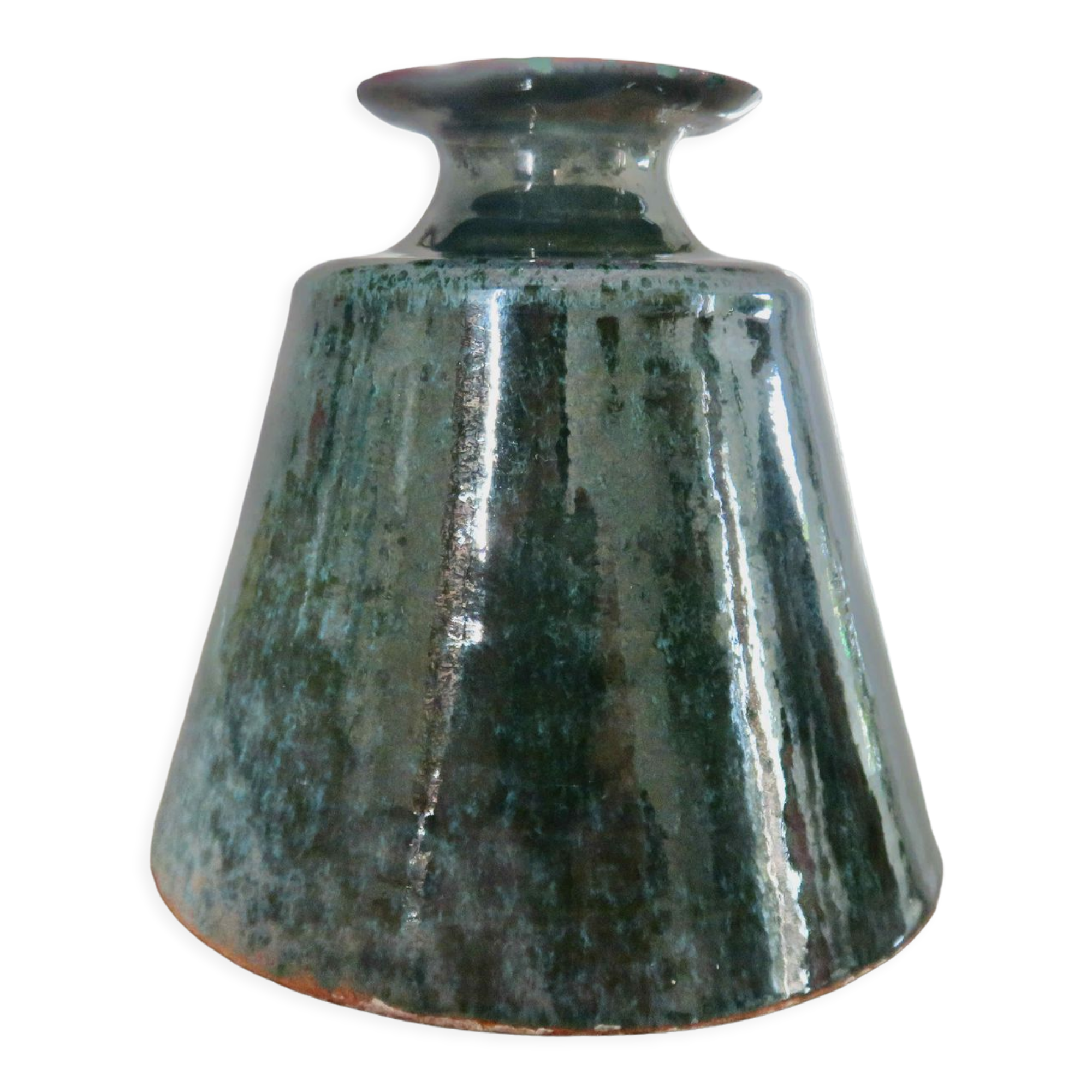 Vase en céramique dans les tons verts