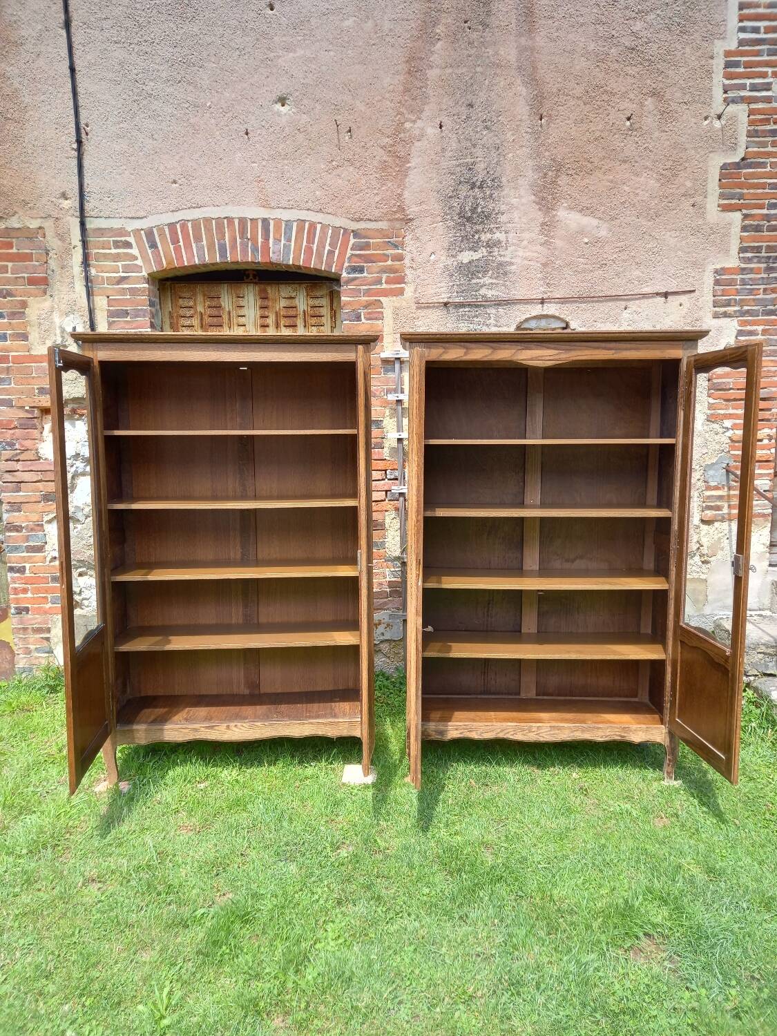 2 vitrines ancienne en bois