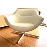 "Auckland" armchair by Cassina, Jean Marie Massaud