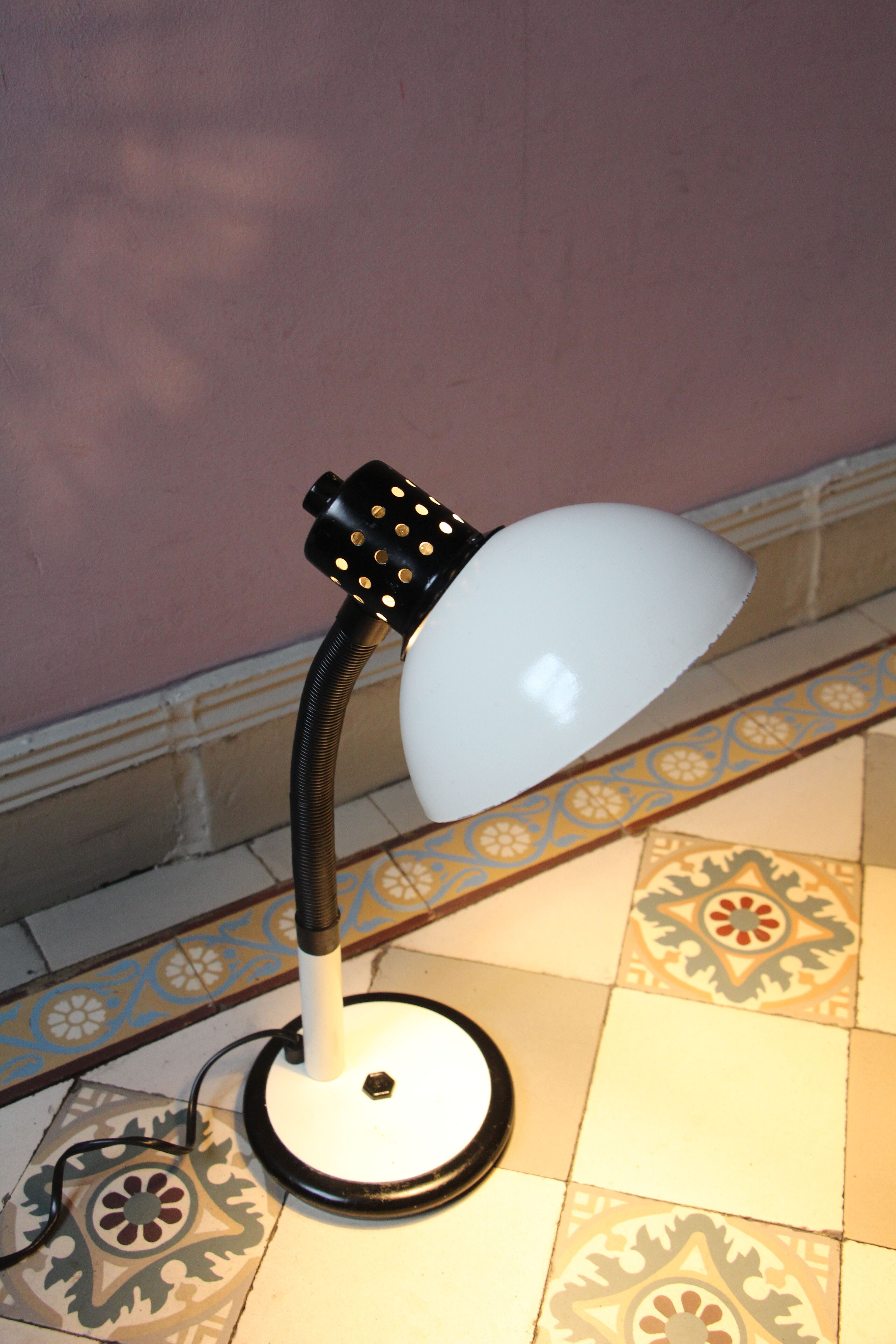 80's white aluminum desk lamp