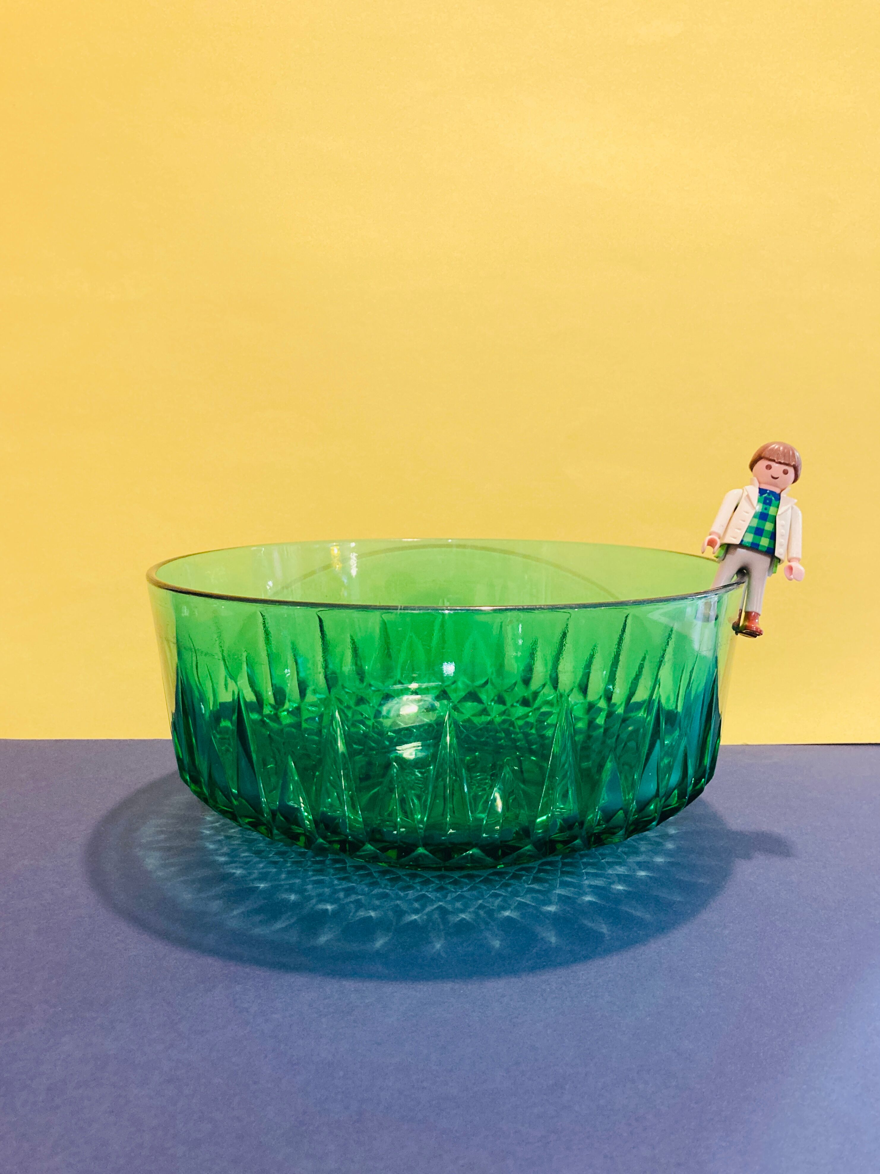 GREEN GLASS BOWL 60S - RETRO-KITCHEN-VINTAGE