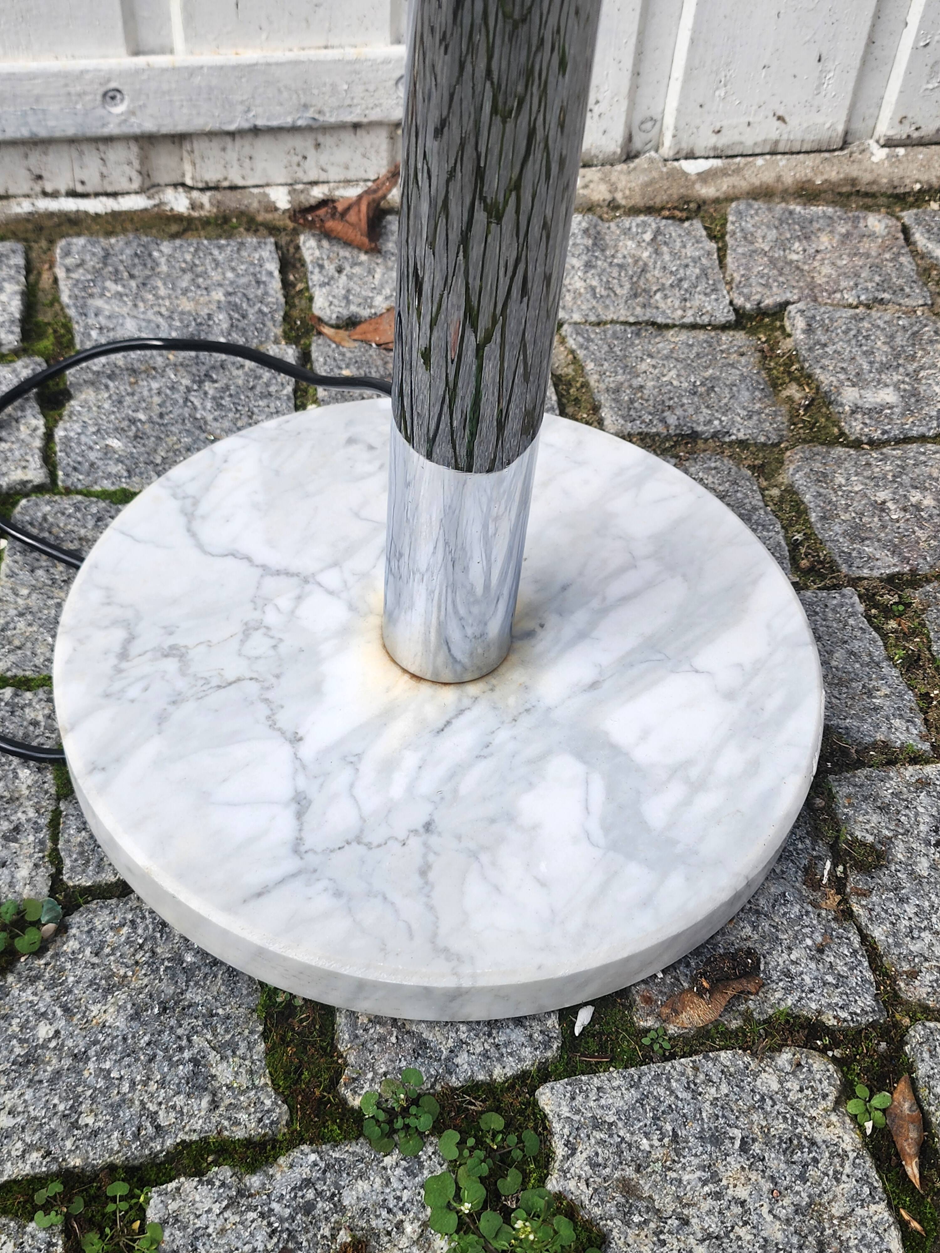 Waterfall floor lamp by Robert Sonneman