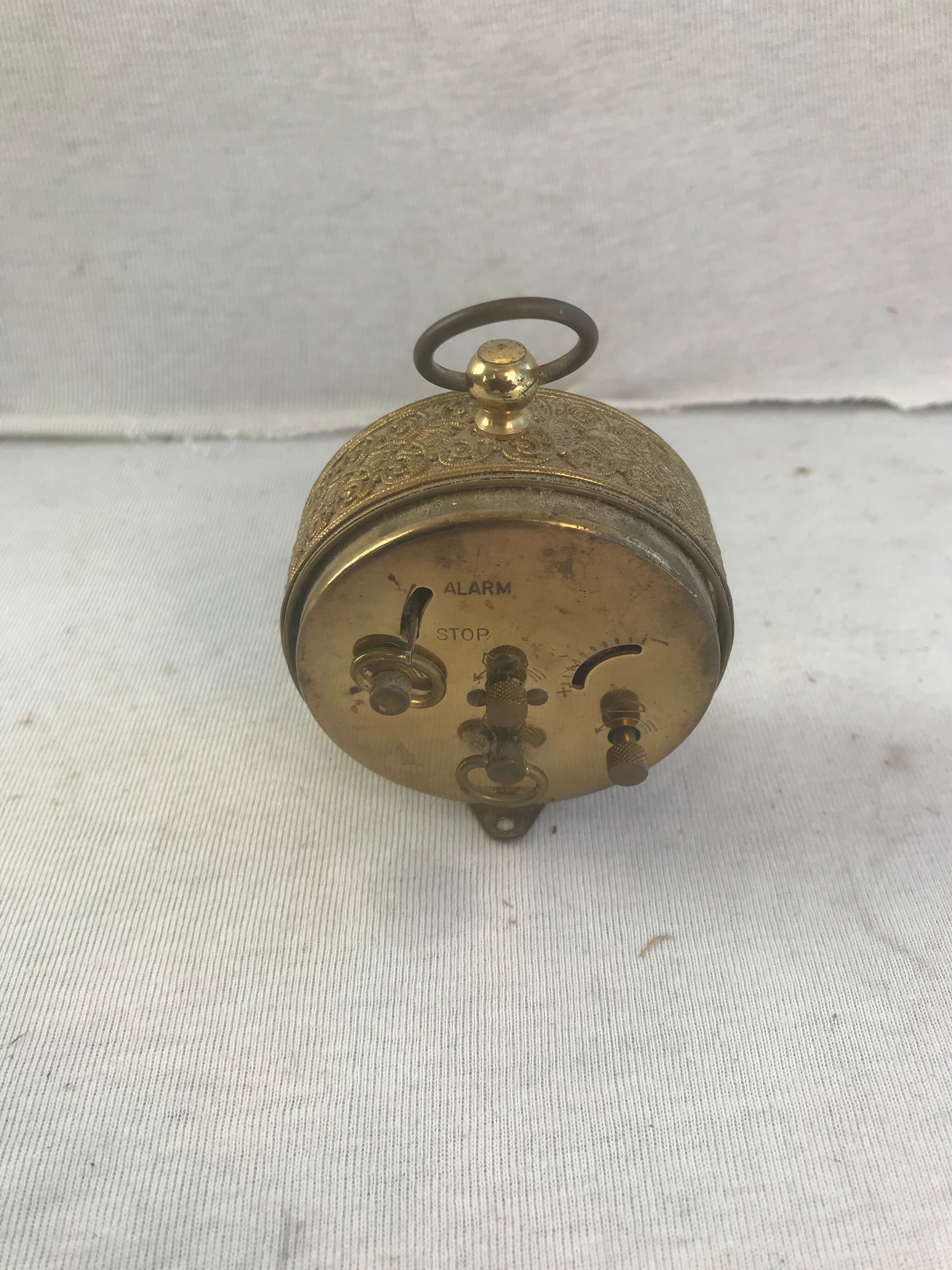 Old Blessing alarm clock gilded metal openwork outline vintage decoration