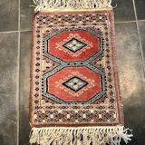Handmade Pakistani rug