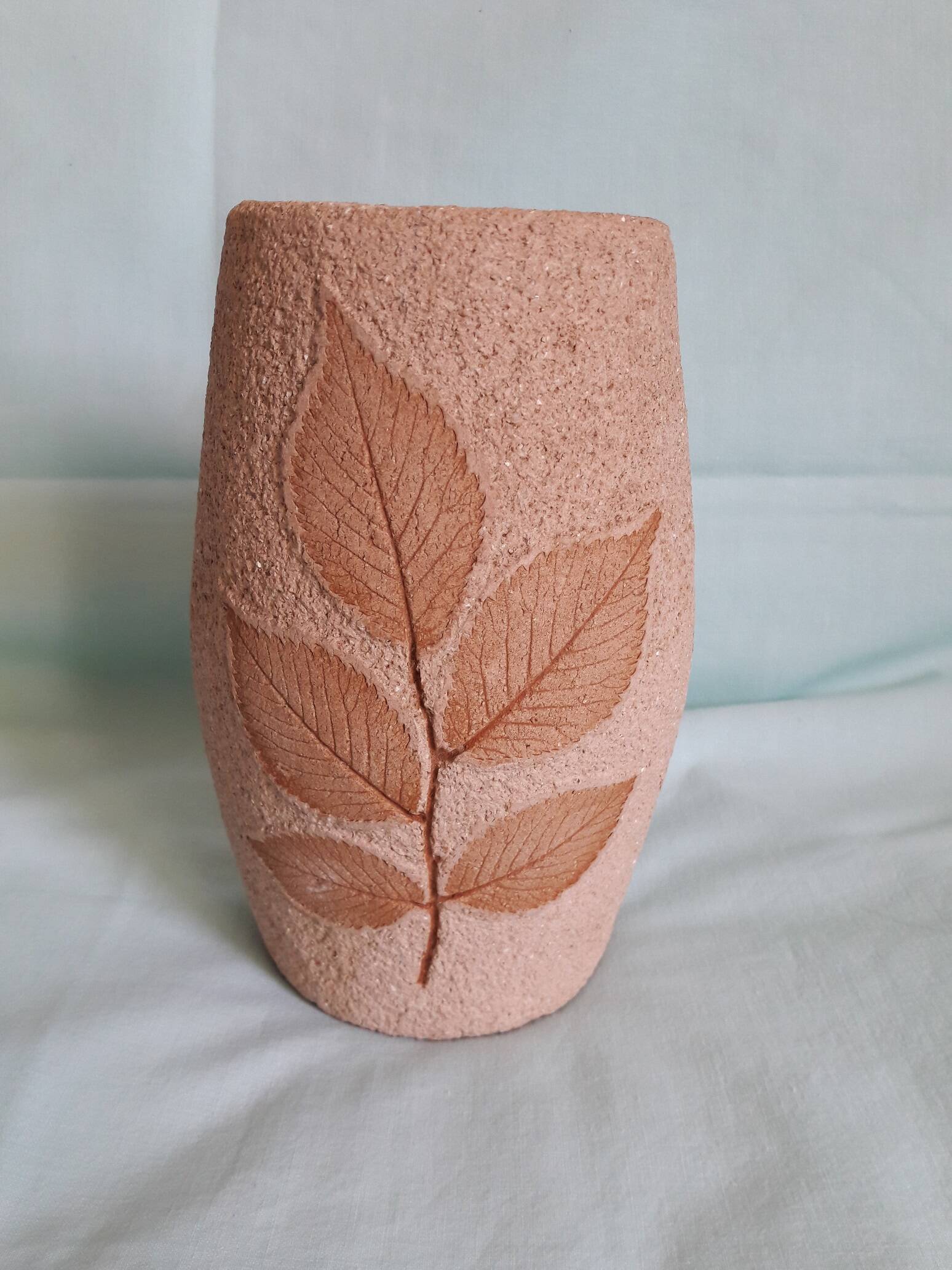 Wall vase in stone