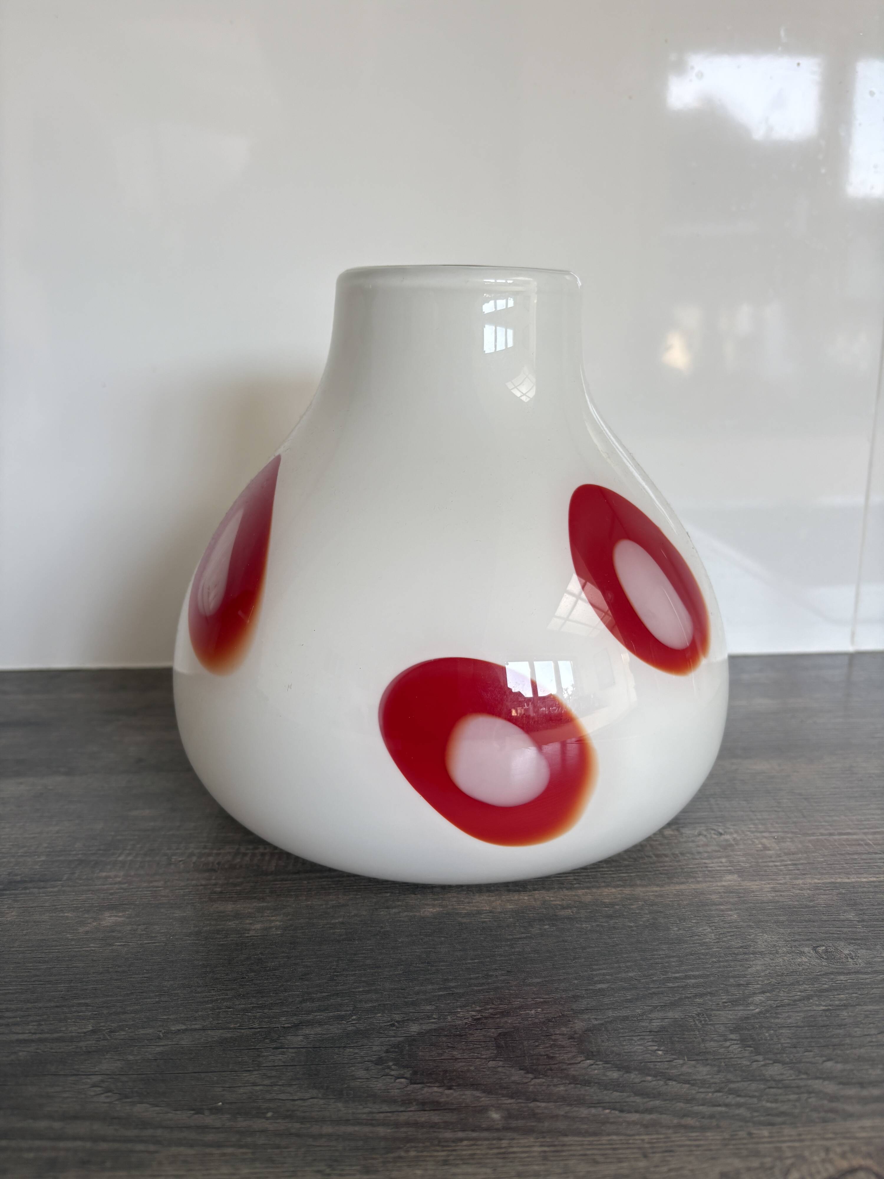 Vintage 90s Habitat vase