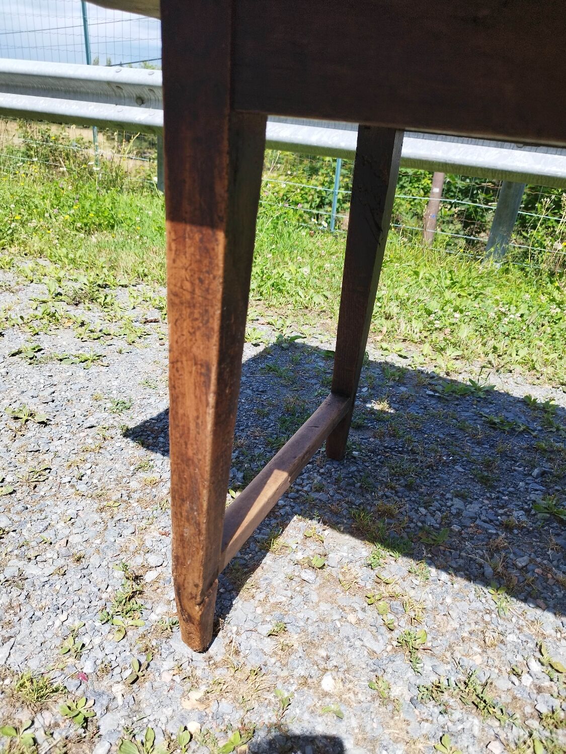 Large rustic farmhouse table bobbin legs
