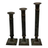 Ensemble de Trois Bougeoirs en Métal Ancien
