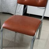 Tavo Chairs