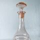 Carafe en verre rose