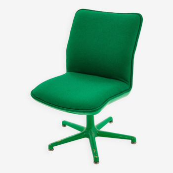 Fauteuil vert Artifort, design de Geoffrey Harcourt