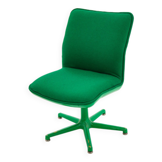 Fauteuil vert Artifort, design de Geoffrey Harcourt