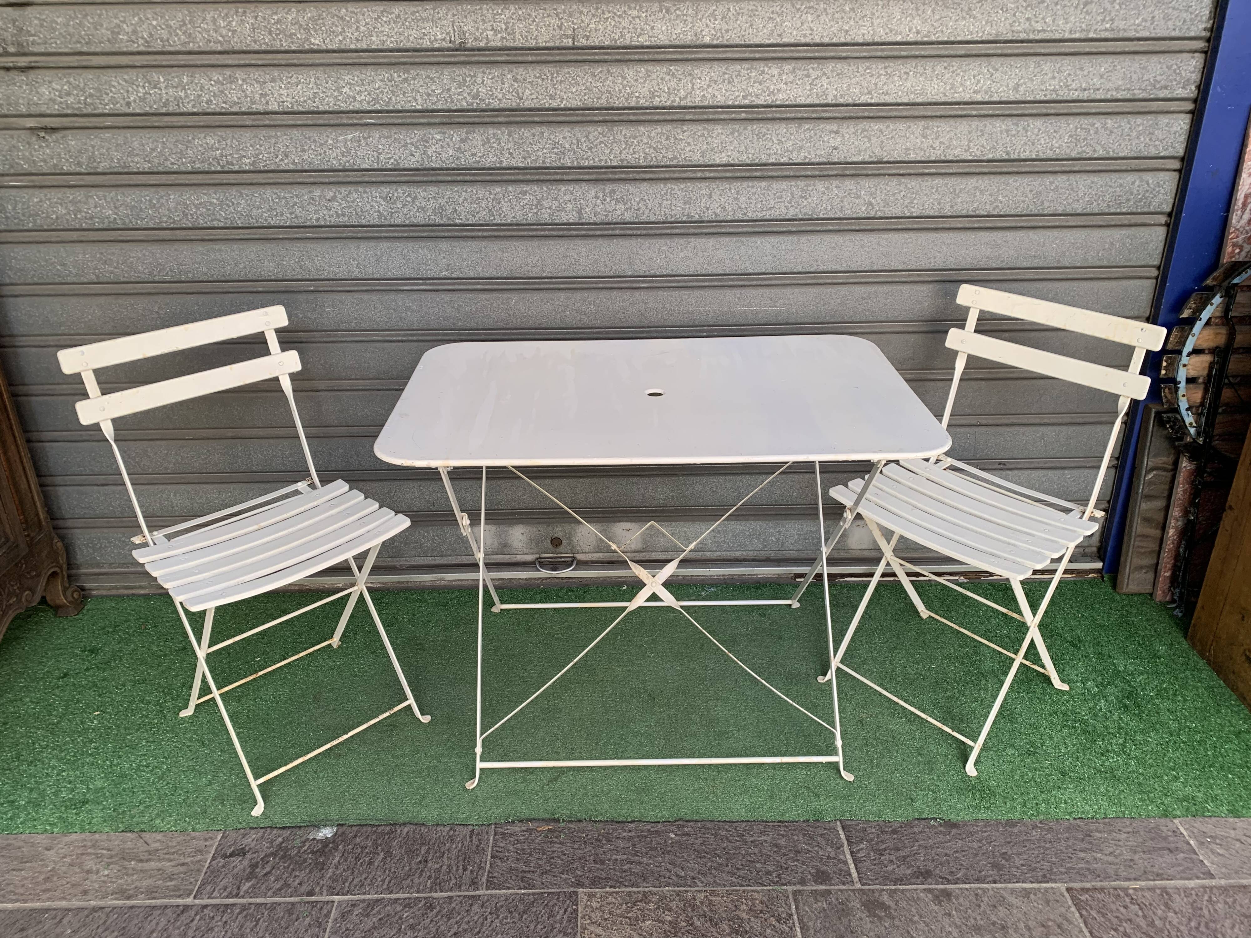 Ensemble de jardin 3 pièces table pliante et 2 chaises pliantes couleur blanc