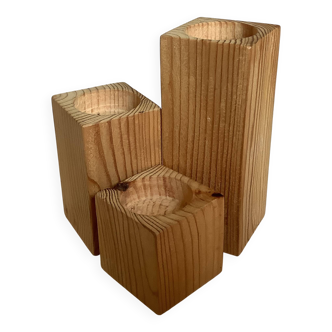 Trio de bougeoirs en bois