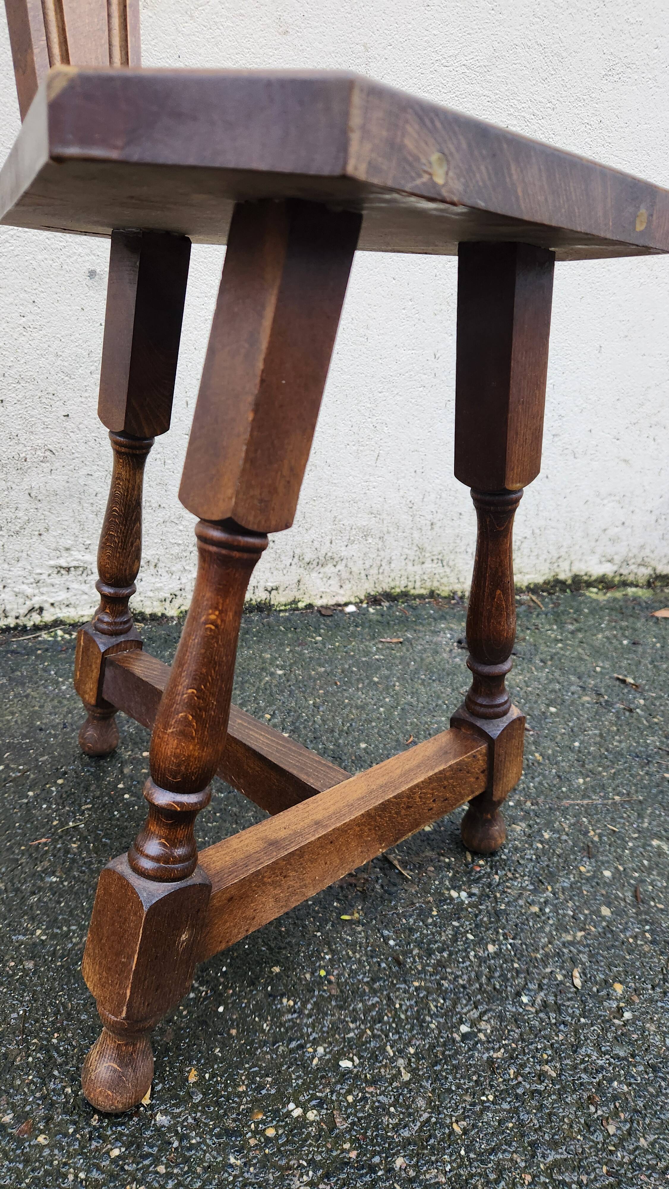 2 three-legged chairs made of solid wood