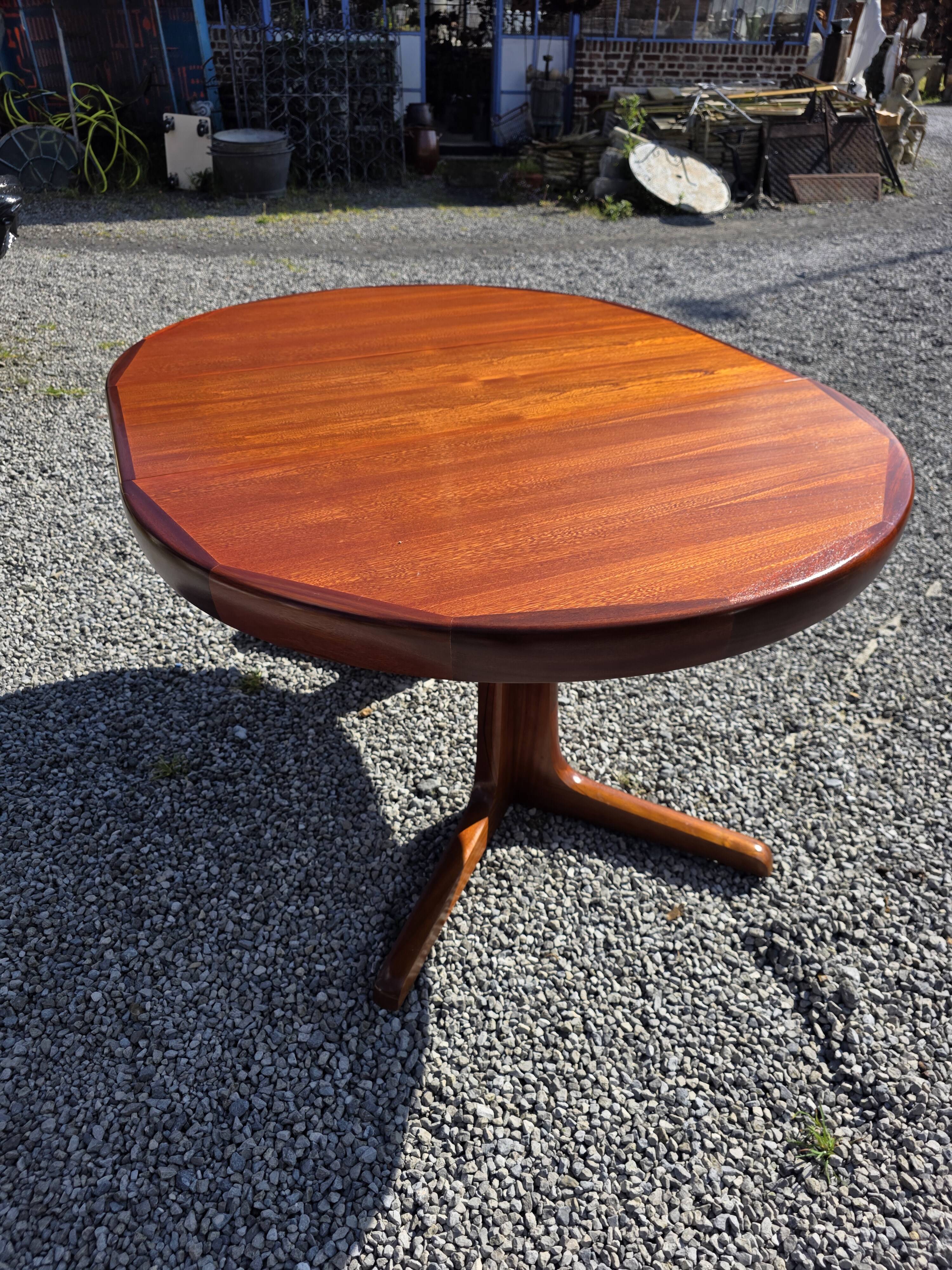 Baumann extendable table in teak from the 1960s (2 extensions)