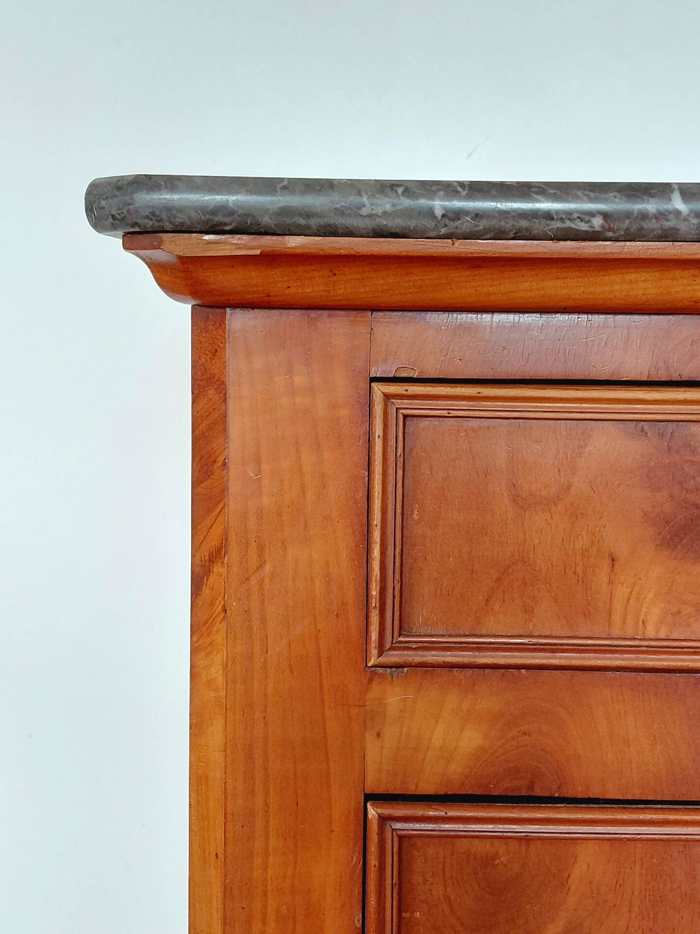 Louis-Philippe Commode (19th century) Walnut Burl Saint Anne Marble
