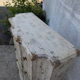 Patinated chest of drawers