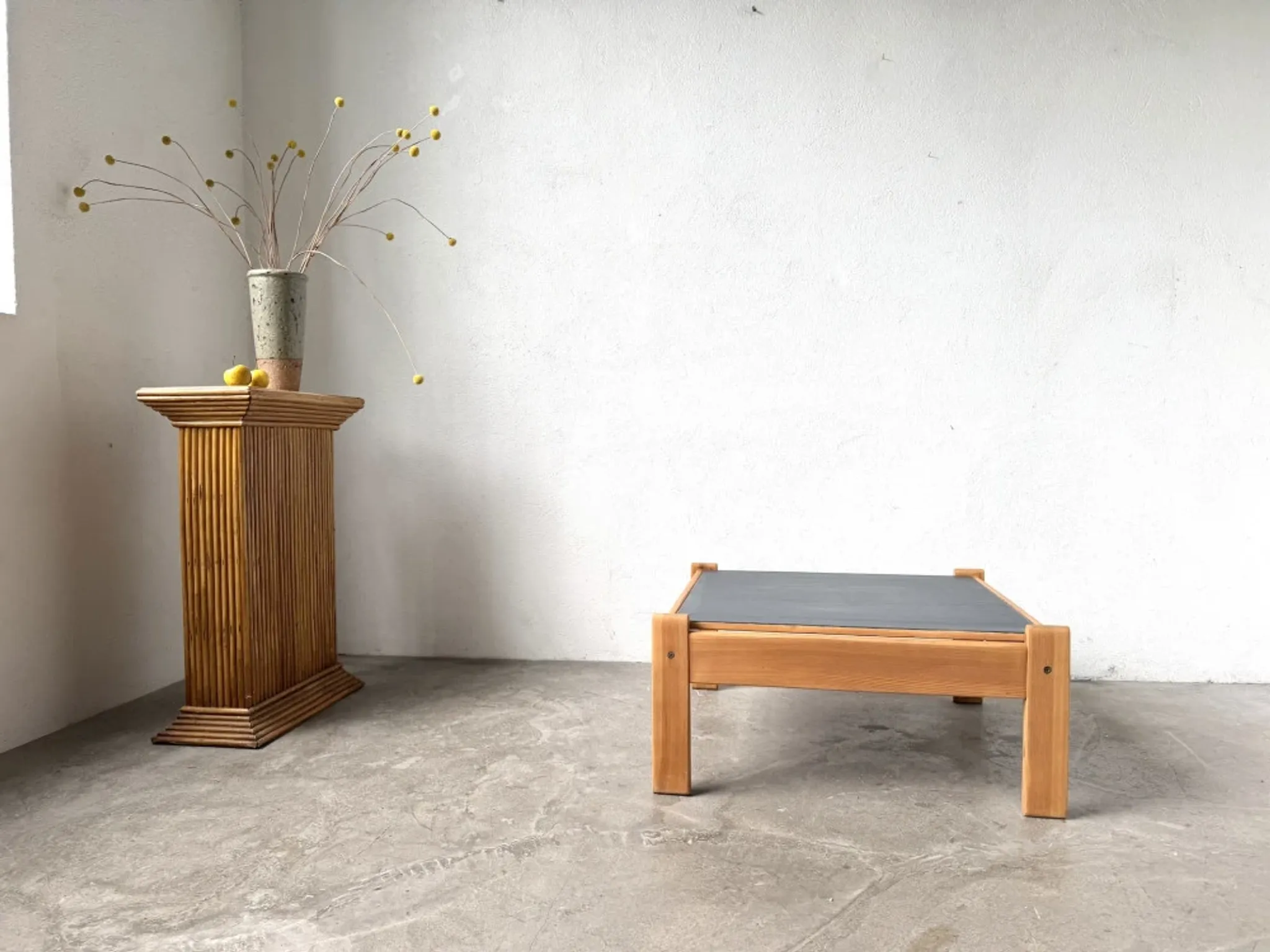 Modernist coffee table in solid pine with a reversible top, 1970s.