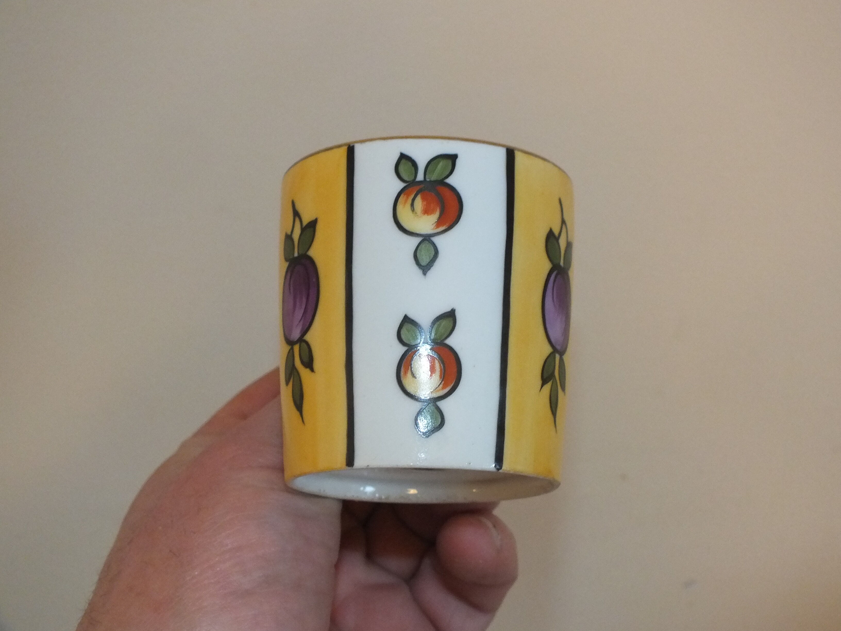 Cup art deco porcelain from Limoges Baranger