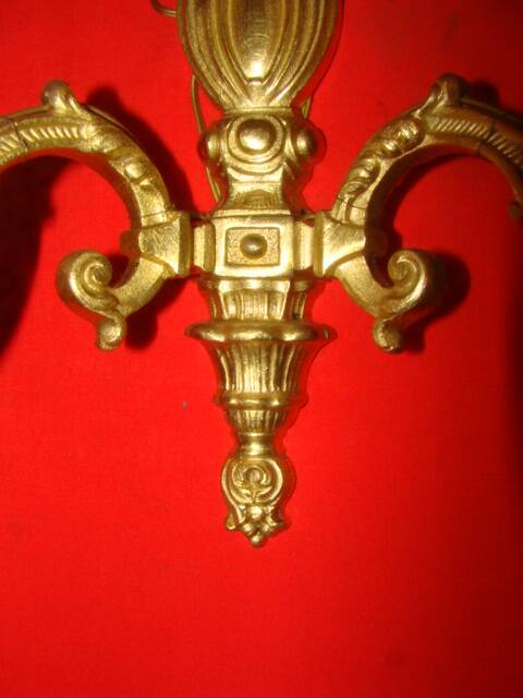 solid bronze wall light with 2 arms in "Louis XV" style