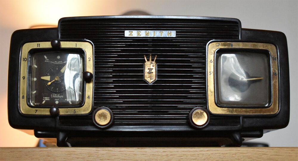 American radio 1954 (midget) Zenith radio corp.