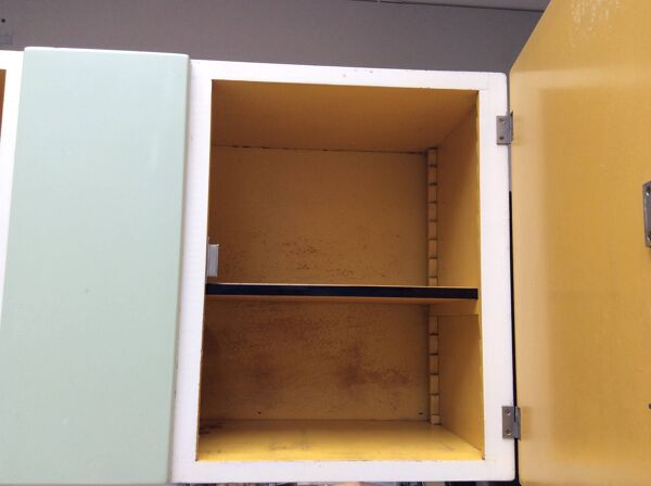 Buffet de cuisine en bois et formica