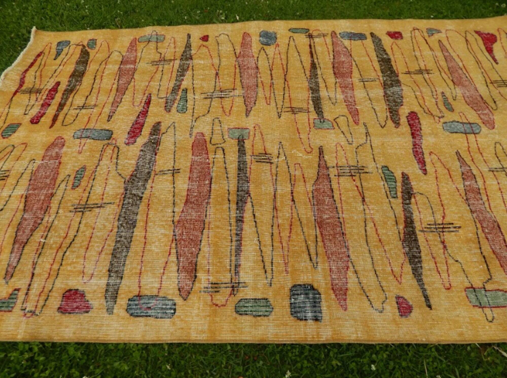 Vintage handmade Turkish rug 153x250 cm