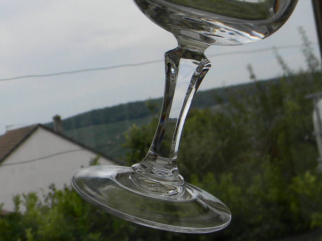 Set of 6 ARQUES crystal red wine glasses. Matignon model.