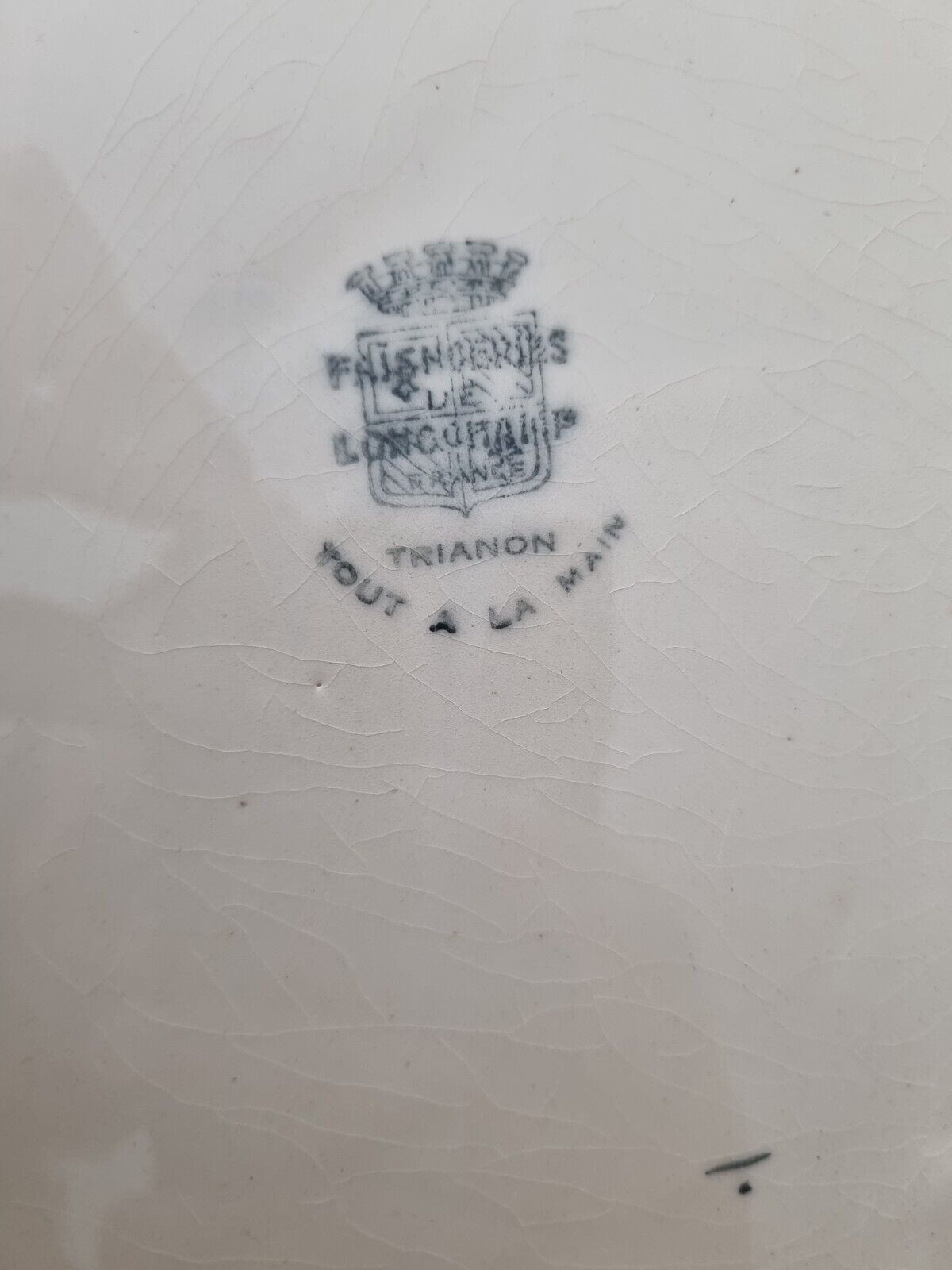 Trianon model cake dish in earthenware from Longchamp