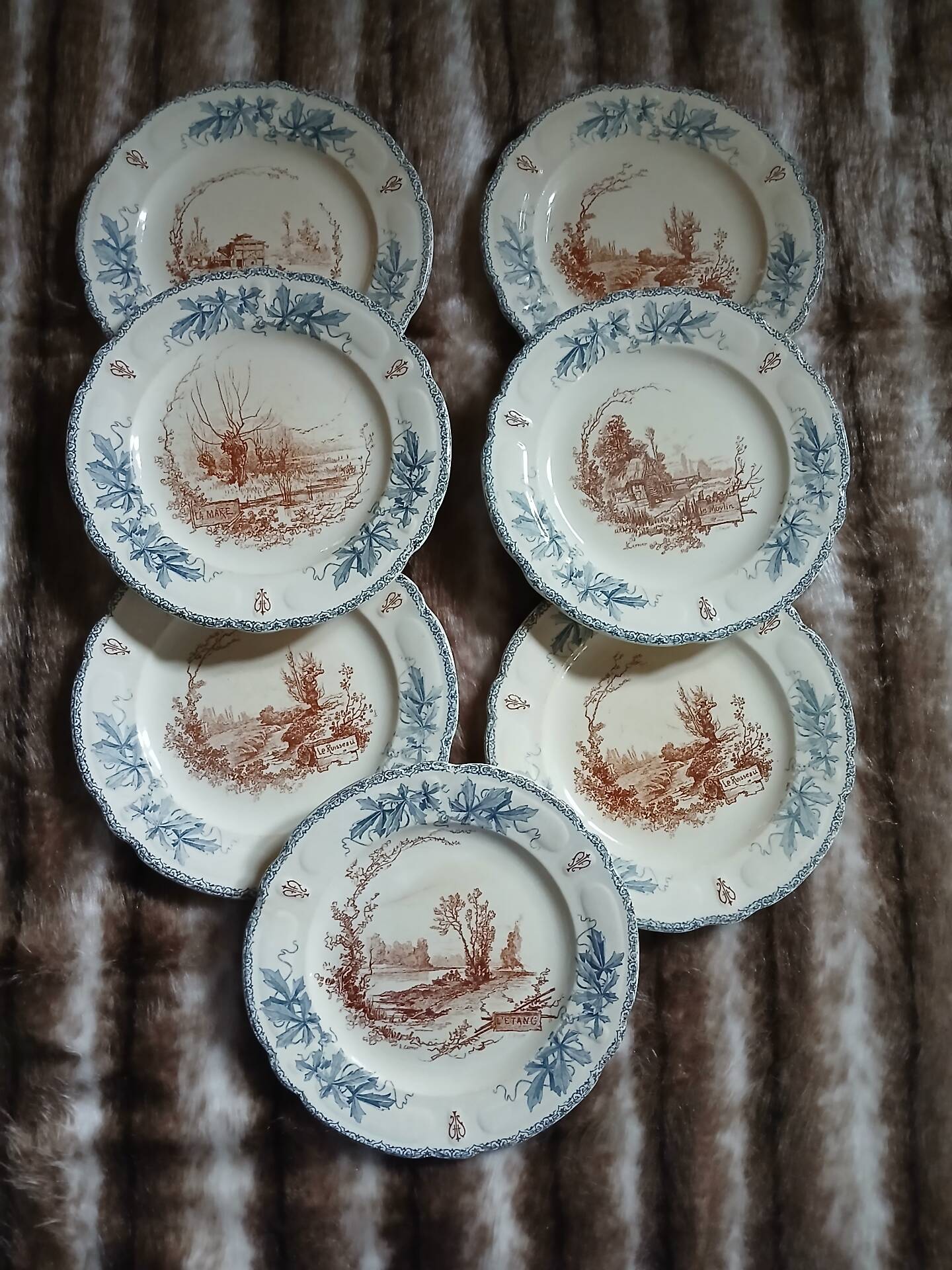 10 antique flat plates "Louis XIII" Choisy le Roi