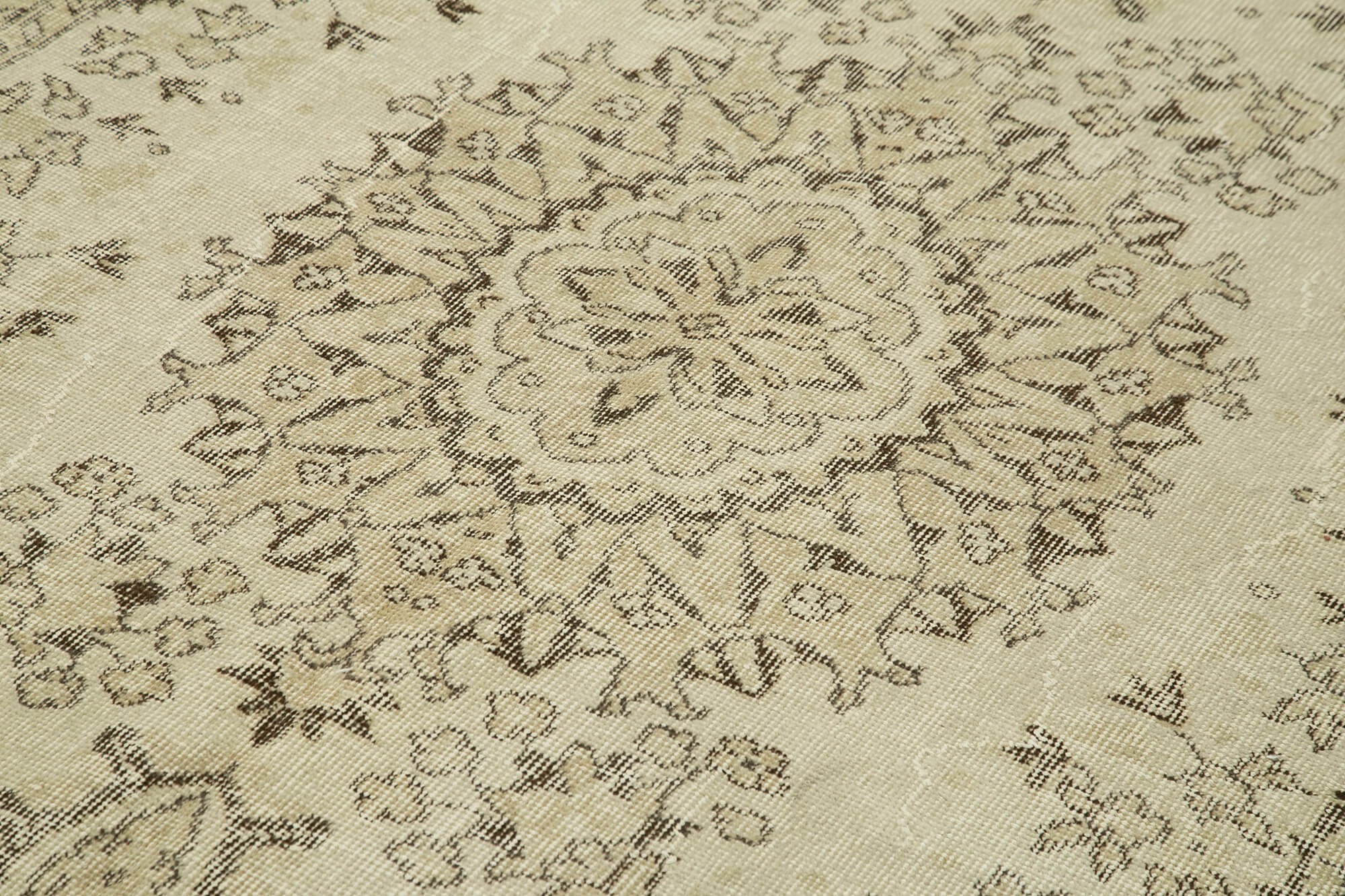 Handmade one-of-a-kind oriental beige carpet 170 cm x 293 cm