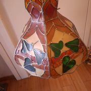 Tiffany-style stained glass pendant light