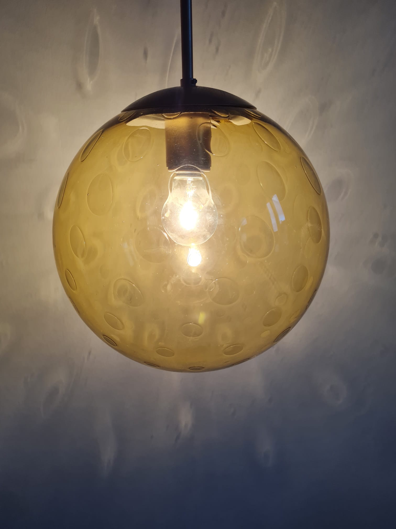 Suspension globe glass smokes amber bubble Peill & Putzler space age