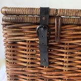 Wicker trunk with leather straps